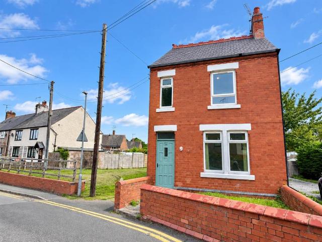 3 bedroom detached house to rent