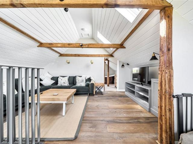 3 bedroom detached house to rent