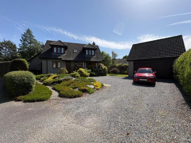 3 bedroom detached house to rent