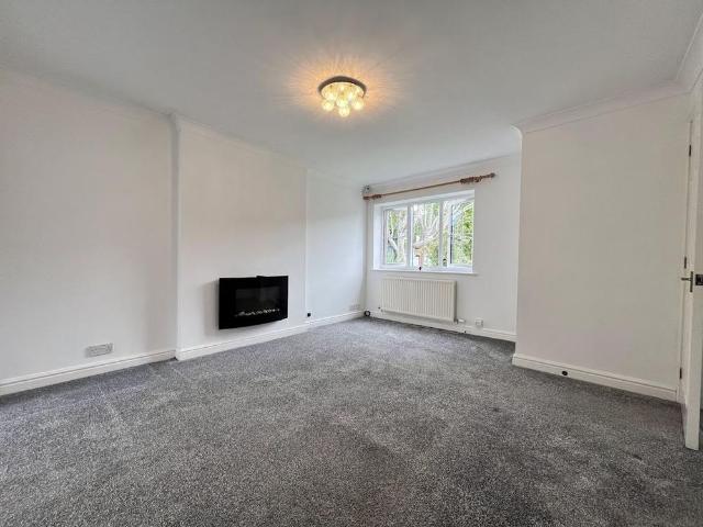 3 bedroom detached house to rent