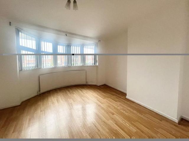 3 bedroom detached house to rent