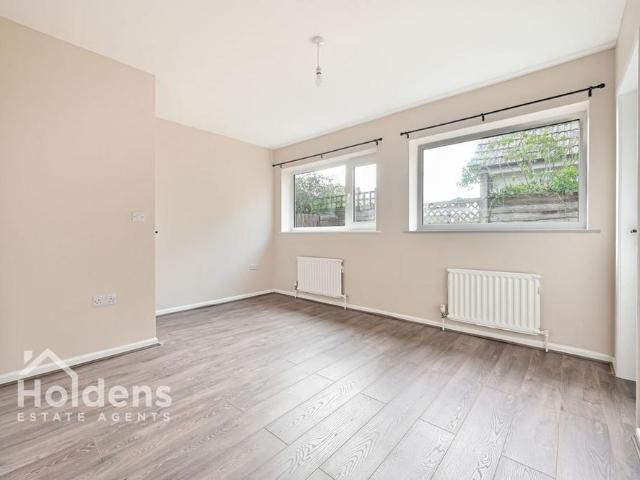 3 bedroom detached house to rent