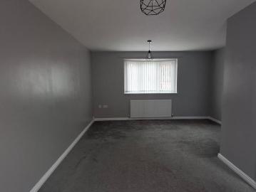 3 bedroom detached house to rent