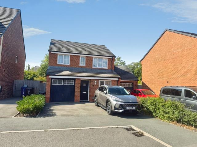 3 bedroom Detached house to rent