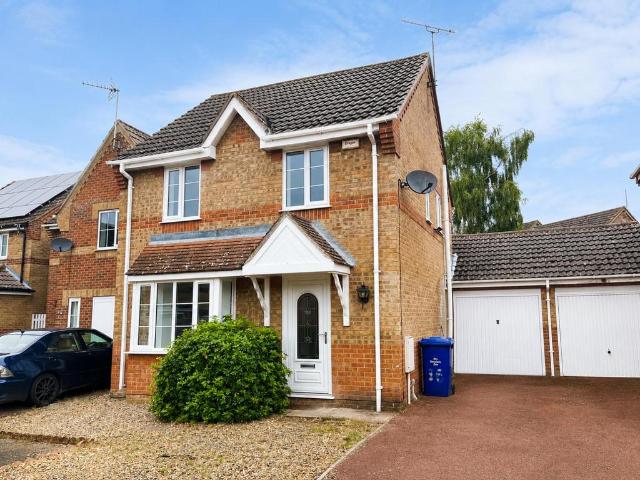 3 bedroom detached house to rent