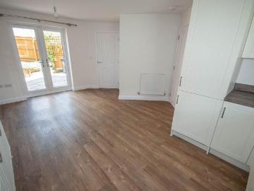 3 bedroom detached house to rent