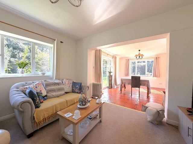 3 bedroom detached house to rent