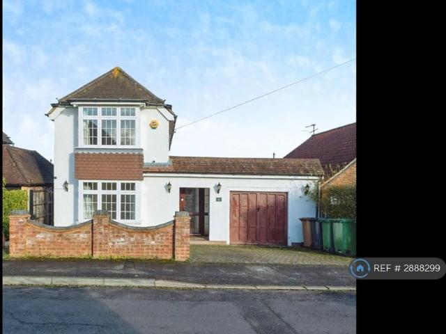 3 bedroom detached house to rent
