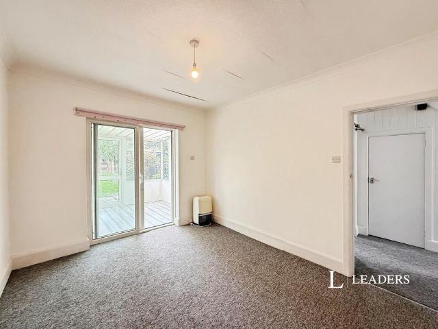 3 bedroom detached house to rent