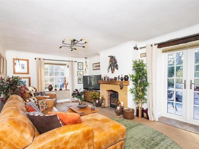 3 bedroom detached house to rent