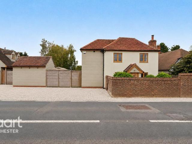 3 bedroom detached house to rent