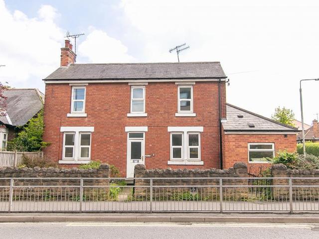 3 bedroom Detached house to rent