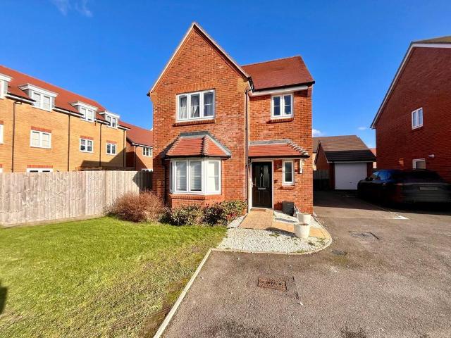 3 bedroom detached house to rent