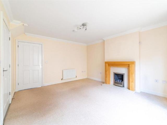 3 bedroom detached house to rent