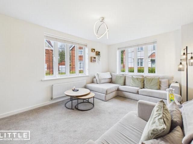 3 bedroom detached house to rent