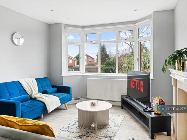 3 bedroom detached house to rent