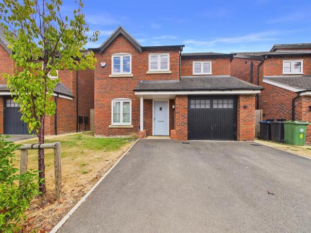 3 bedroom detached house to rent