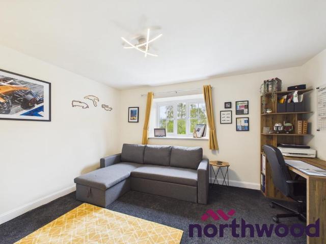 3 bedroom detached house to rent