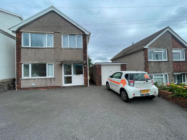 3 bedroom detached house to rent