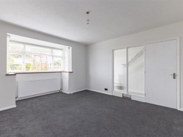 3 bedroom detached house to rent