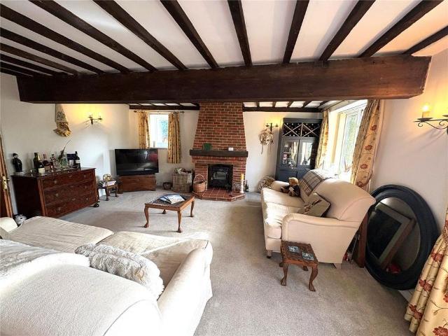 3 bedroom detached house to rent