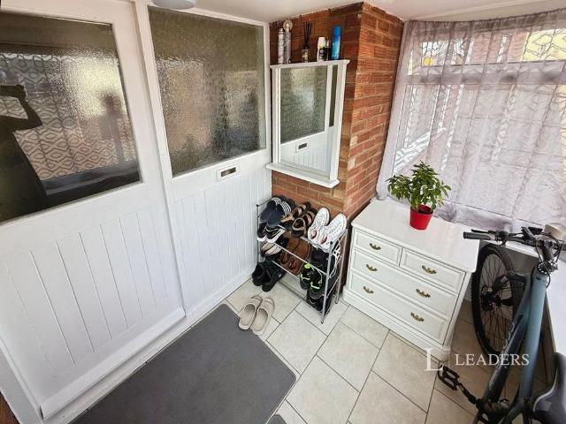 3 bedroom detached house to rent
