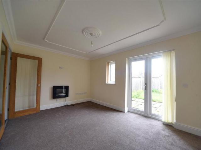 3 bedroom detached house to rent