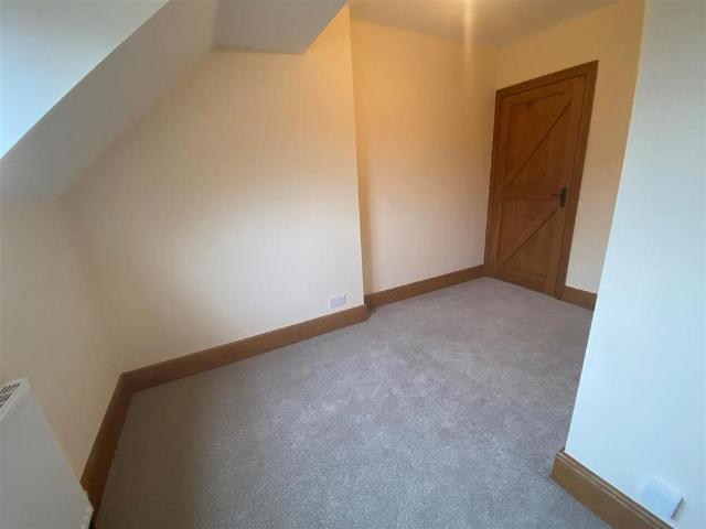 3 bedroom detached house to rent
