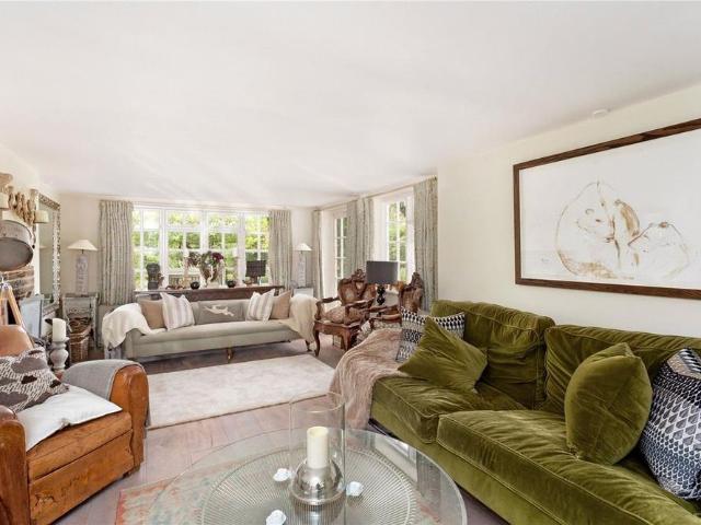 3 bedroom detached house to rent
