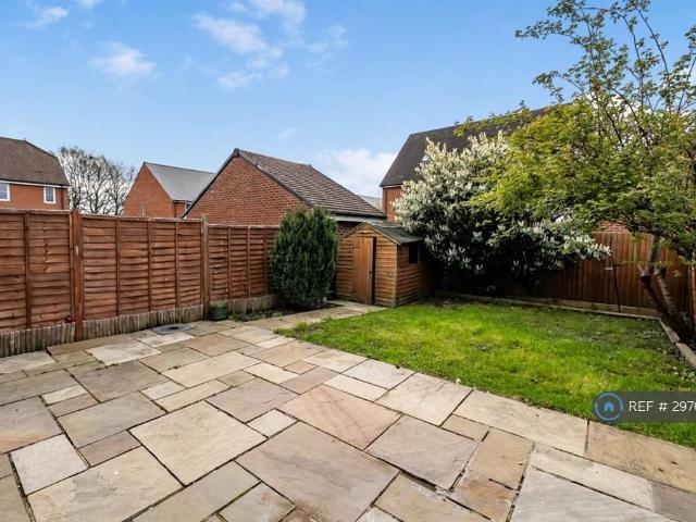 3 bedroom detached house to rent