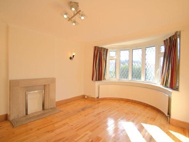 3 bedroom detached house to rent