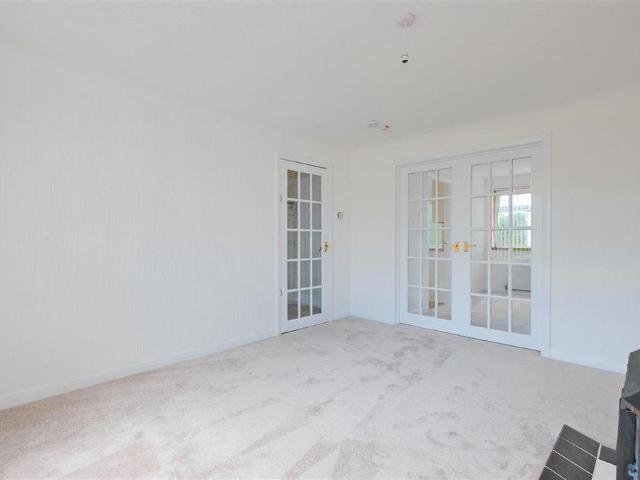 3 bedroom detached house to rent