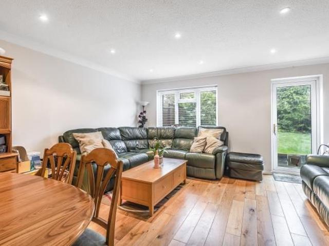 3 bedroom detached house to rent