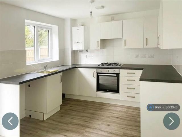3 bedroom detached house to rent