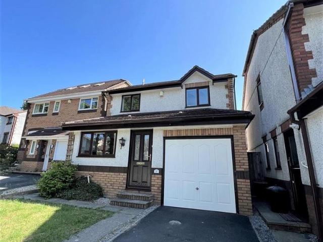 3 bedroom detached house to rent
