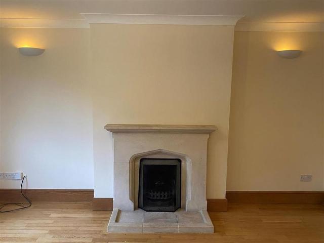 3 bedroom detached house to rent