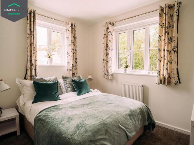 3 bedroom detached house to rent