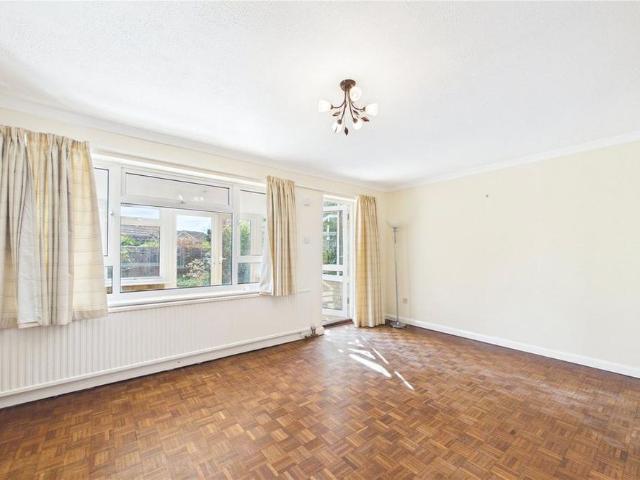 3 bedroom detached house to rent