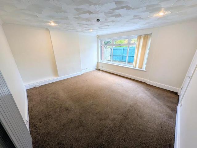 3 bedroom detached house to rent