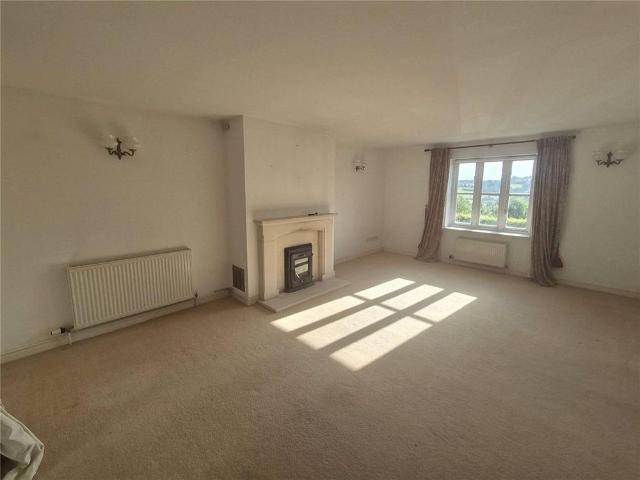 3 bedroom detached house to rent
