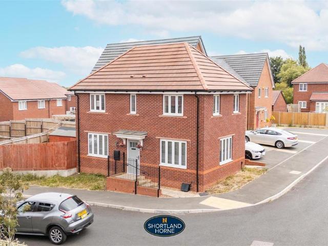 3 bedroom detached house to rent