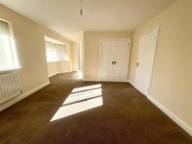 3 bedroom detached house to rent