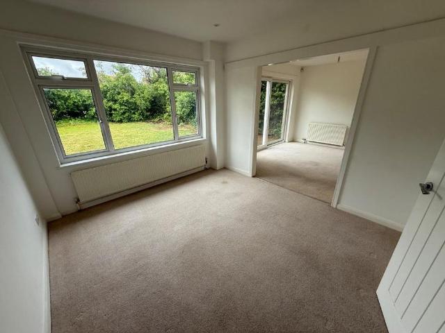 3 bedroom detached house to rent