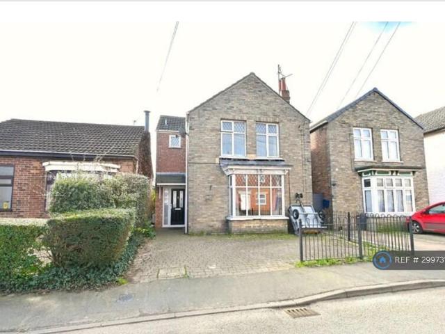 3 bedroom detached house to rent