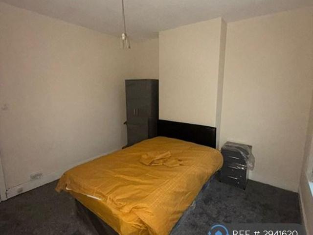 3 bedroom detached house to rent