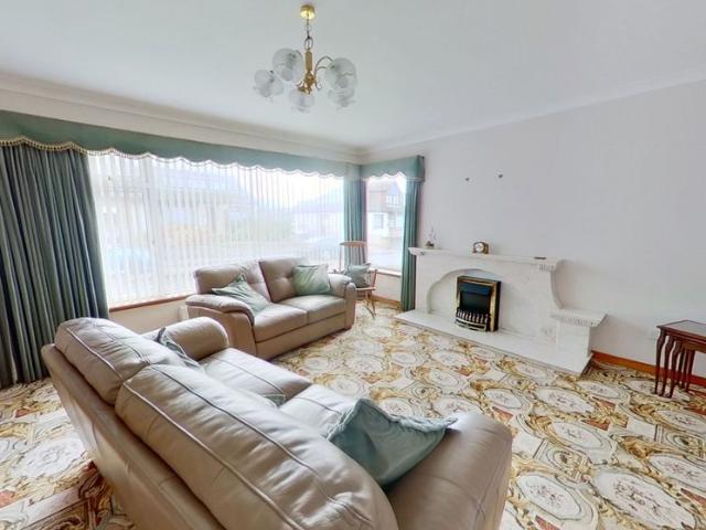 3 bedroom detached house to rent