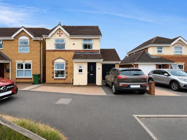 3 bedroom detached house to rent