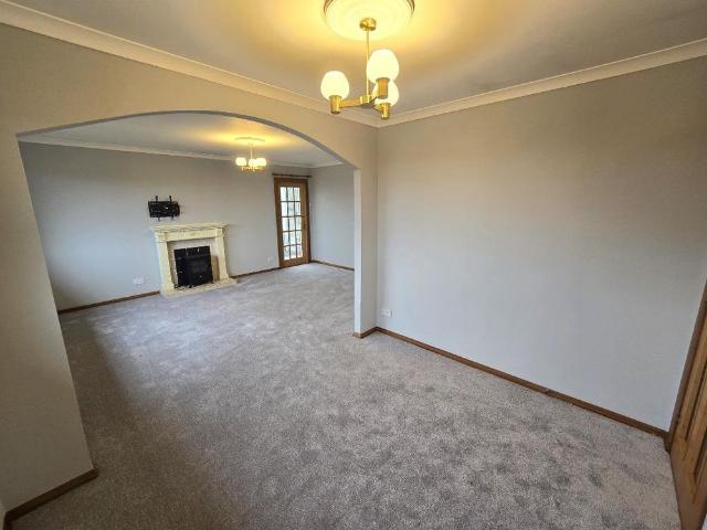 3 bedroom detached house to rent