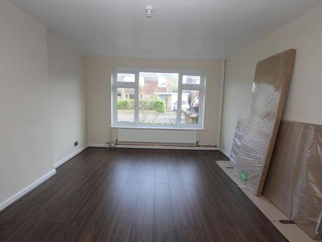 3 bedroom detached house to rent