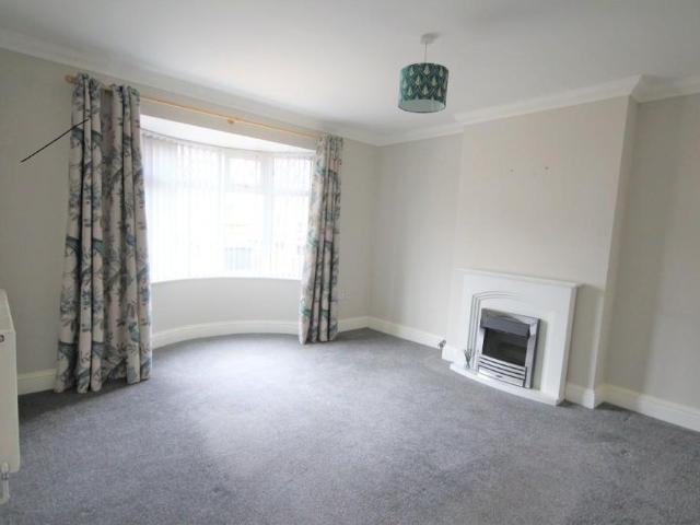 3 bedroom detached house to rent
